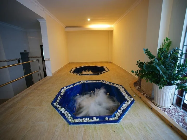 Бенче: Ham Luong Hotel