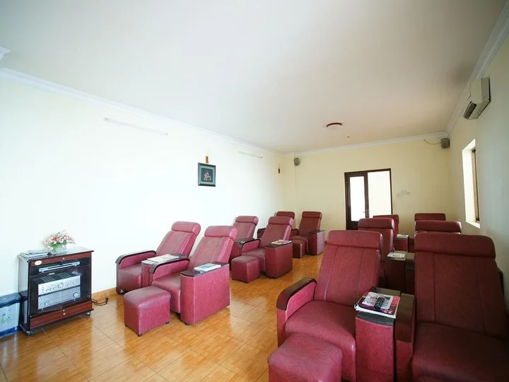 Бенче: Ham Luong Hotel