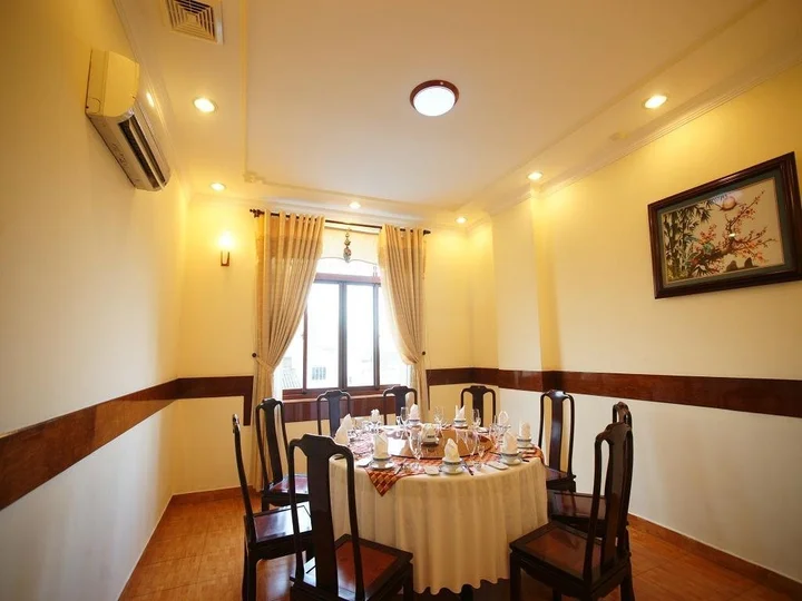 Бенче: Ham Luong Hotel
