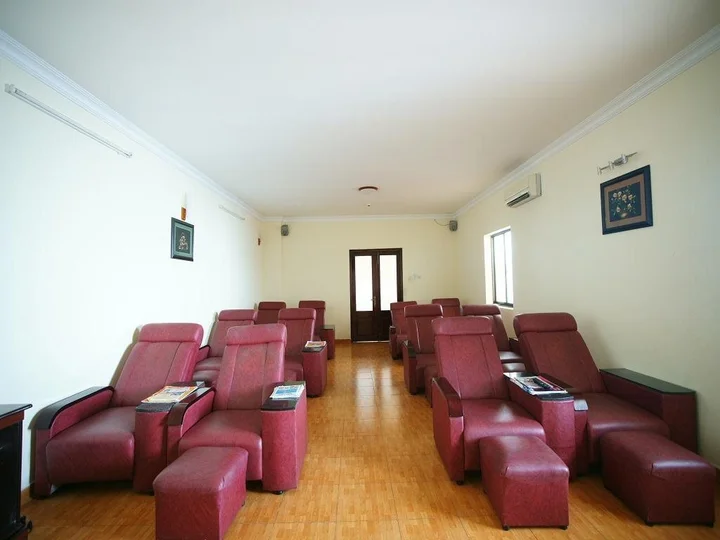 Бенче: Ham Luong Hotel