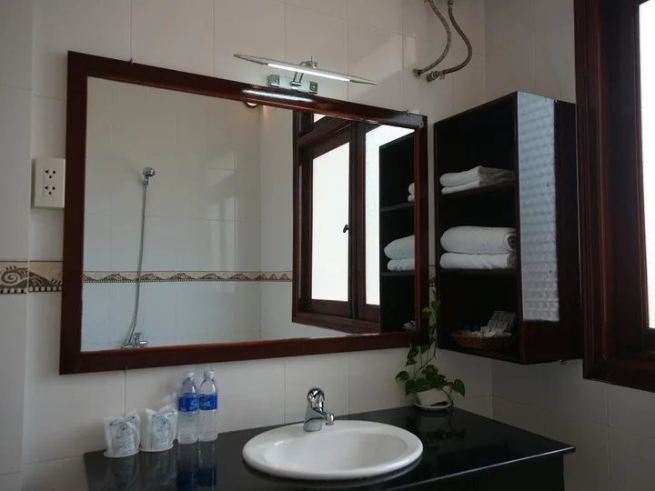 Бенче: Ham Luong Hotel