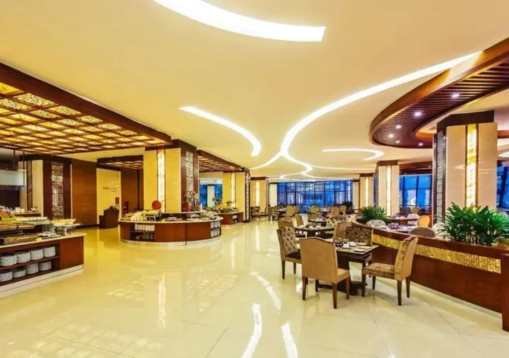 Халонг: Muong Thanh Luxury Quang Ninh Hotel