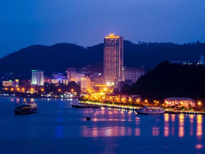 Халонг: Muong Thanh Luxury Quang Ninh Hotel