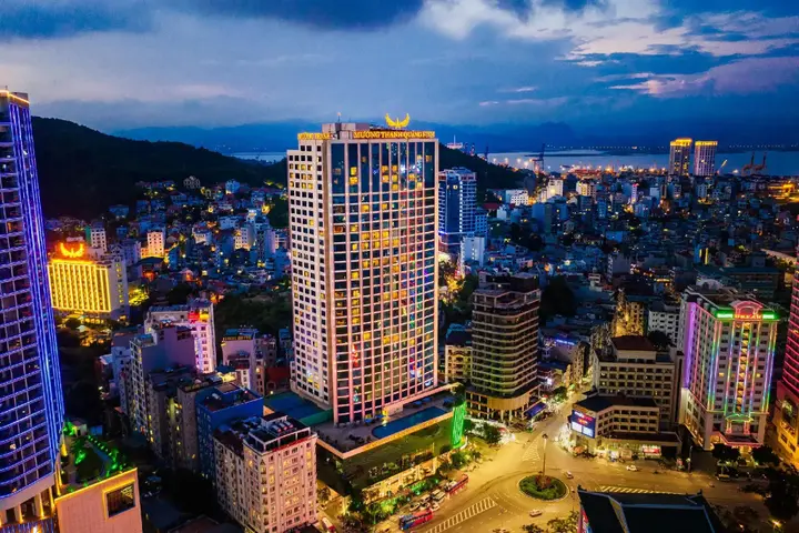 Халонг: Muong Thanh Luxury Quang Ninh Hotel