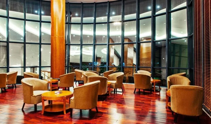 Халонг: Muong Thanh Luxury Quang Ninh Hotel