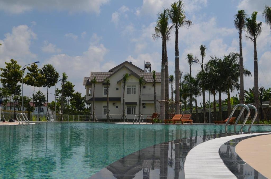 Тхузаумот: Tiamo Hotel