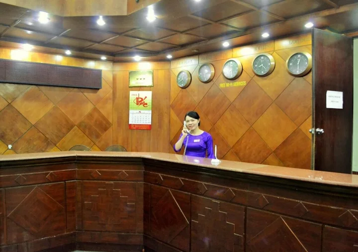 Халонг: Bach Dang Hotel