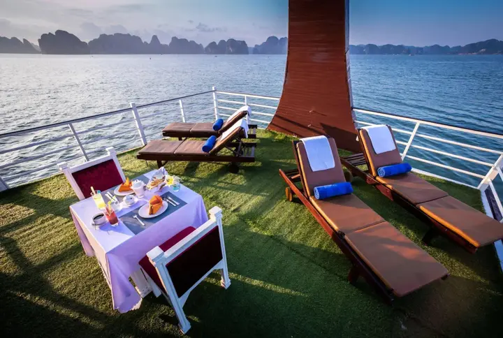 Халонг: Gray Line Halong Cruise