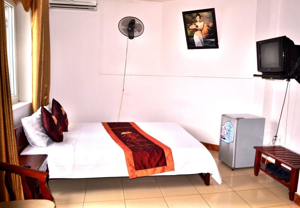 Халонг: Hoang Long Hotel