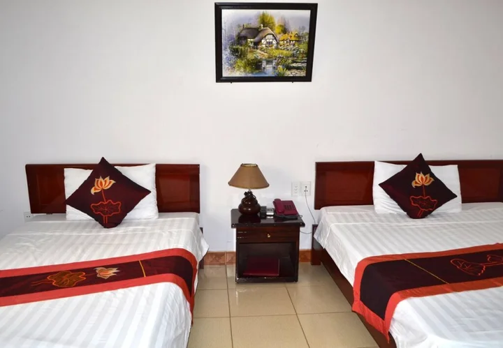 Халонг: Hoang Long Hotel