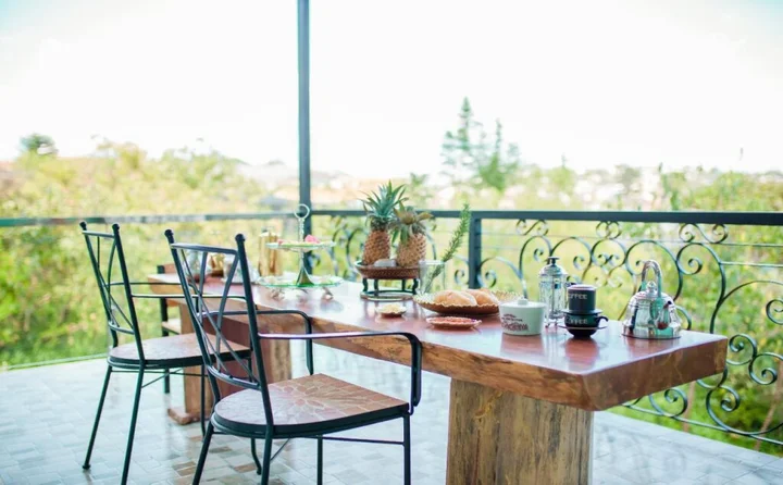 Далат: Terrasse Des Roses