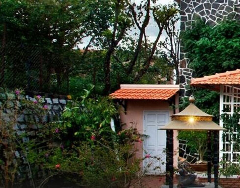 Далат: Terrasse Des Roses