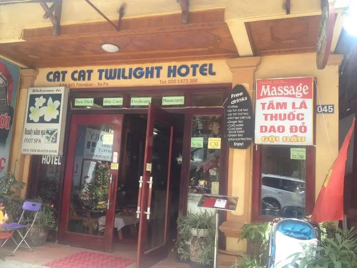 Шапа: Cat Cat Twilight Hotel