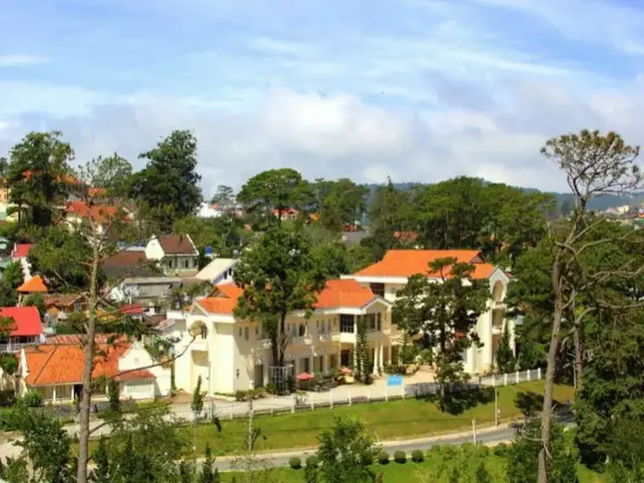 Далат: Thong Do Hotel