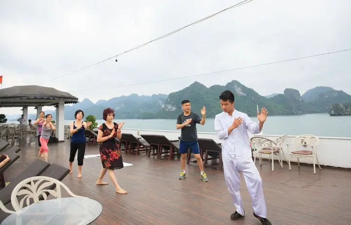 Халонг: Bellezza Boutique Cruises
