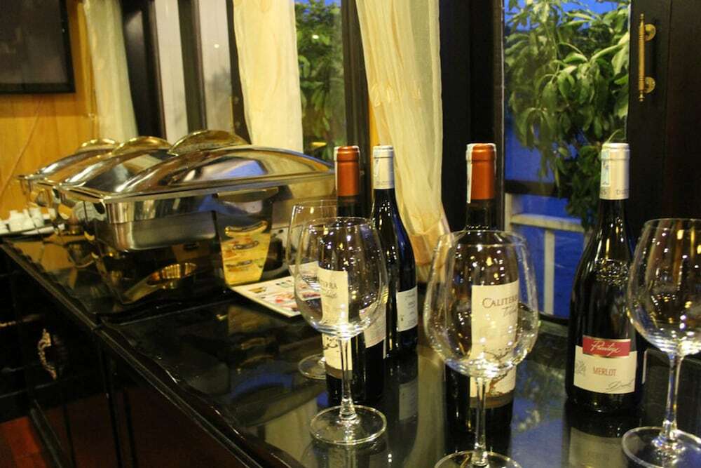 Халонг: Bellezza Boutique Cruises