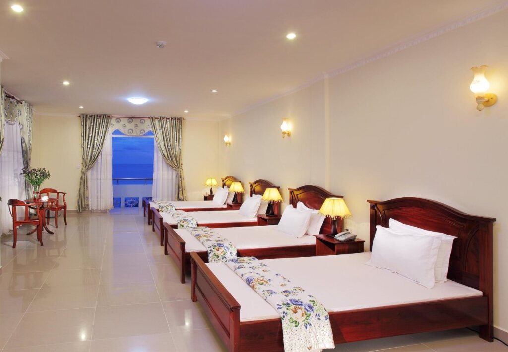 Датдо: Minh Dam Hotel & Restaurant