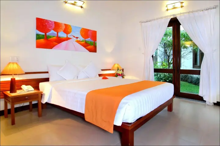 Хойан: Van Lan Riviera Villas
