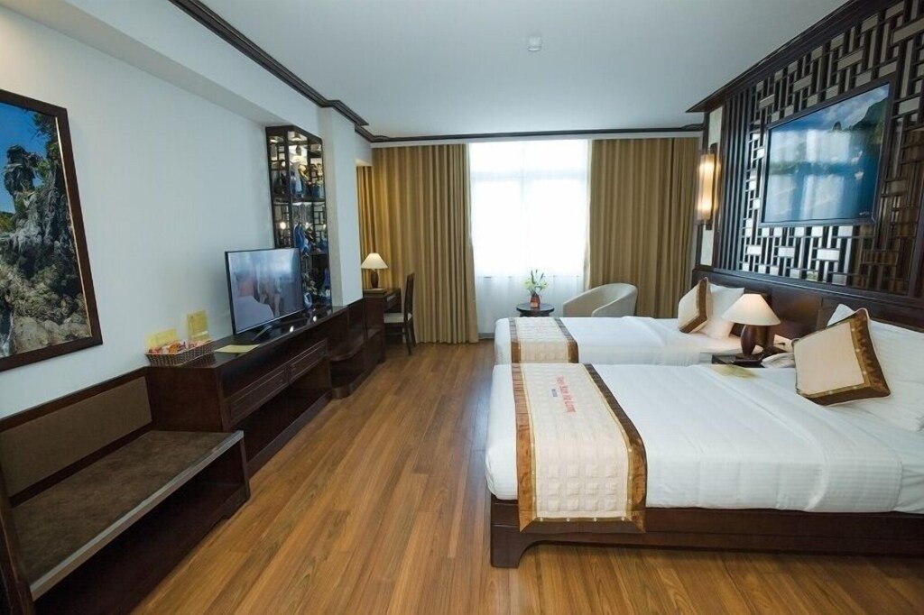 Халонг: New Star Ha Long Hotel