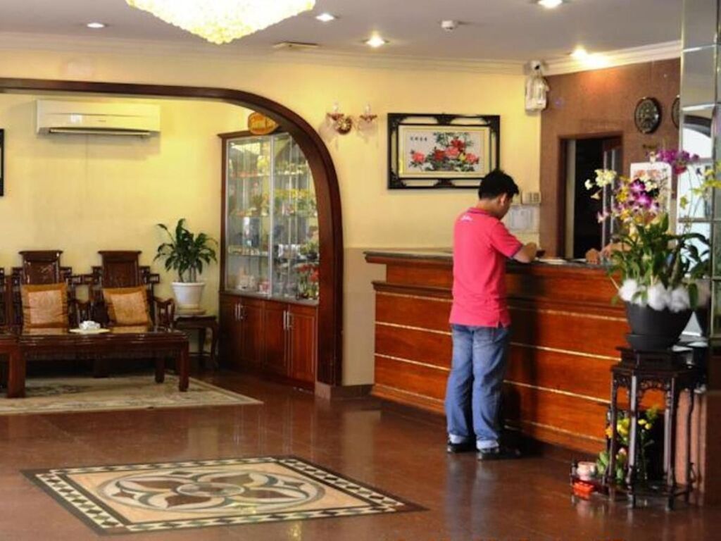 Ngoc Lan Hotel — фото 1