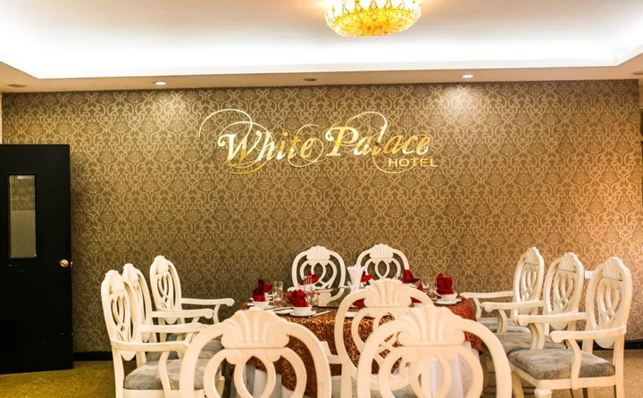 Хатинь: White Hotel