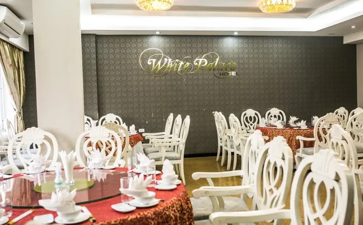 Хатинь: White Hotel