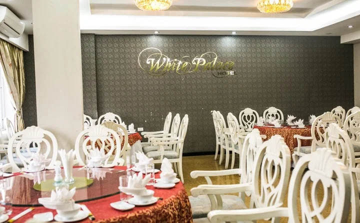 Хатинь: White Hotel
