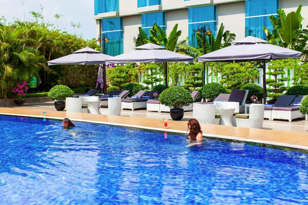 Тхузаумот: The Mira Hotel