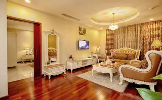 Тхузаумот: The Mira Hotel