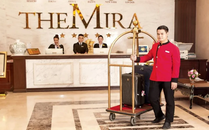Тхузаумот: The Mira Hotel