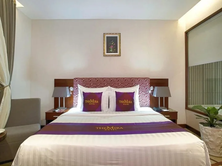 Тхузаумот: The Mira Hotel