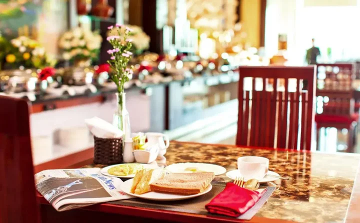 Тхузаумот: The Mira Hotel