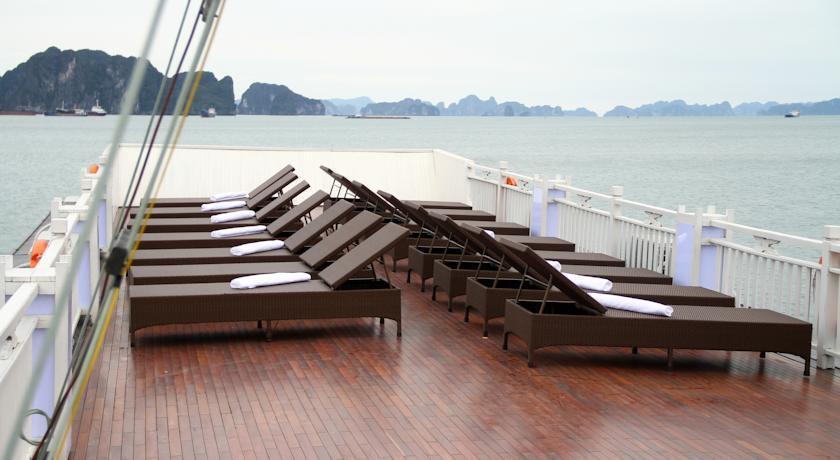Халонг: LAzalee Cruise Halong