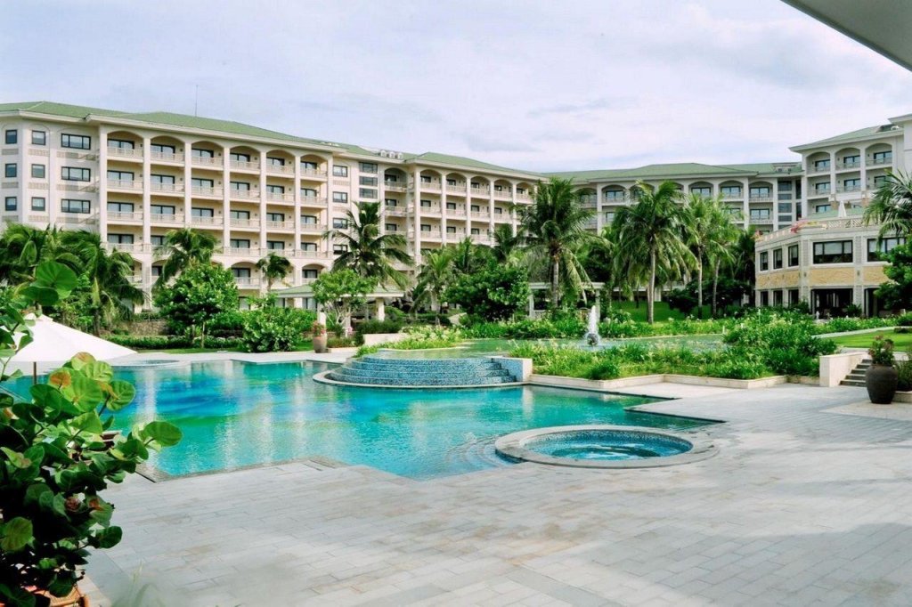 Отель Olalani Resort and Condotel — фото 2