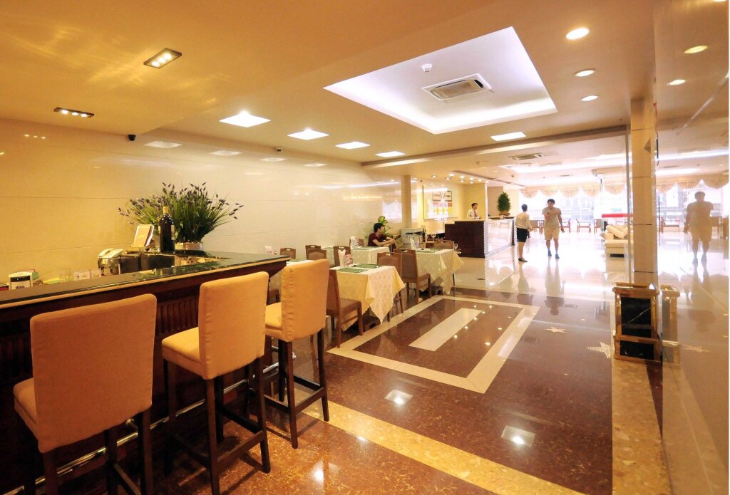 Хайфон: Level Hotel