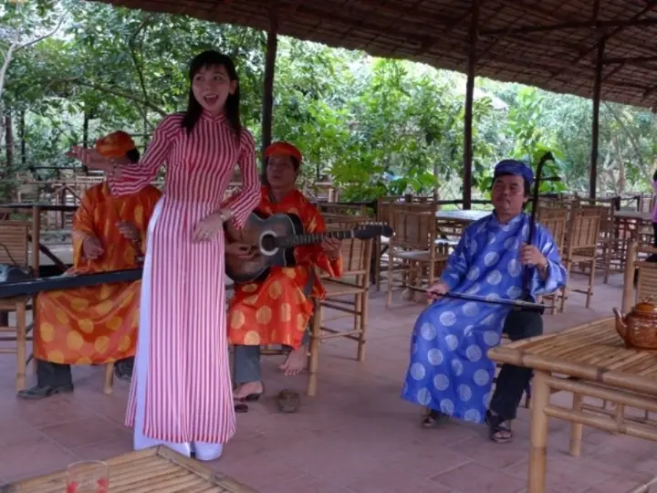 Бенче: Hung Vuong Hotel
