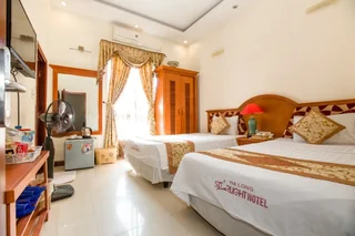 Халонг: Hạ Long Starlight Hotel