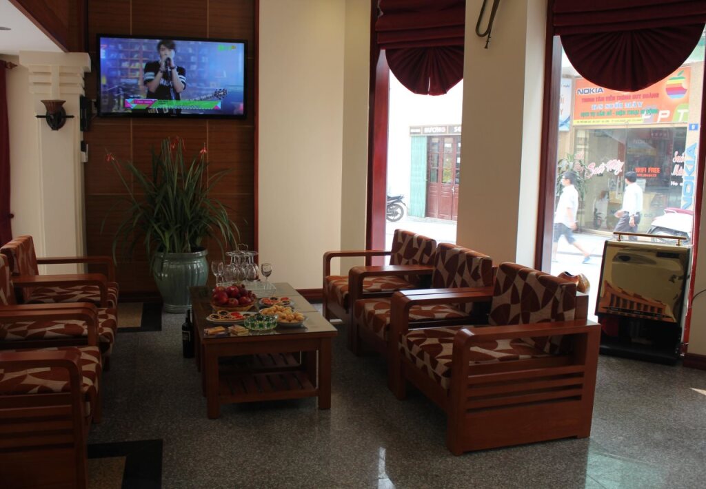 Халонг: Hạ Long Starlight Hotel