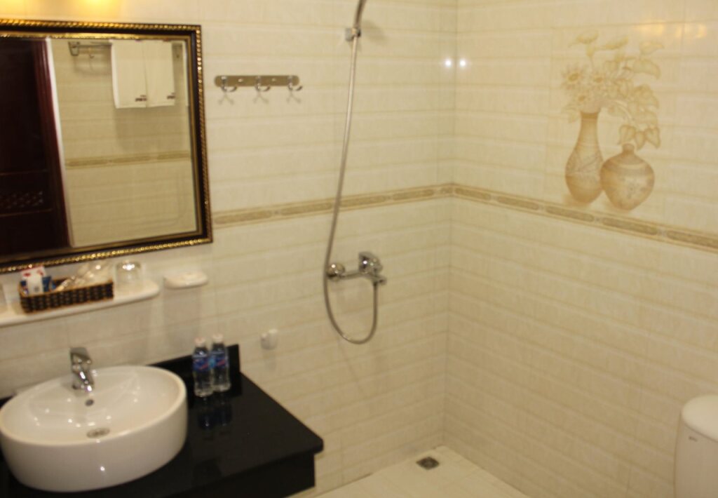 Hạ Long Starlight Hotel — фото 1