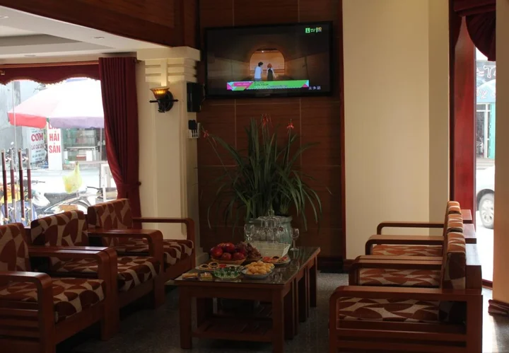 Халонг: Hạ Long Starlight Hotel