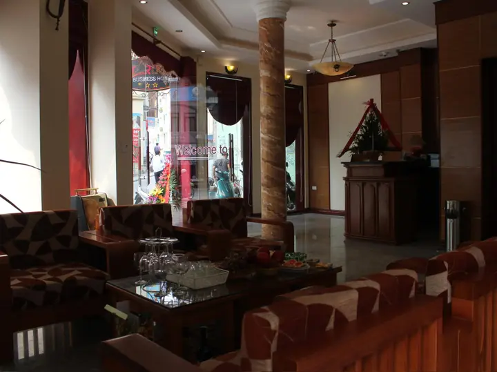 Халонг: Hạ Long Starlight Hotel