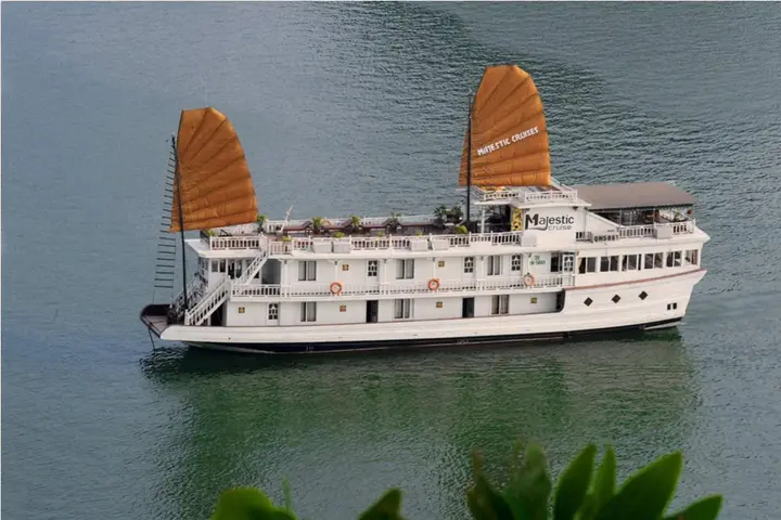 Халонг: Majestic Cruise