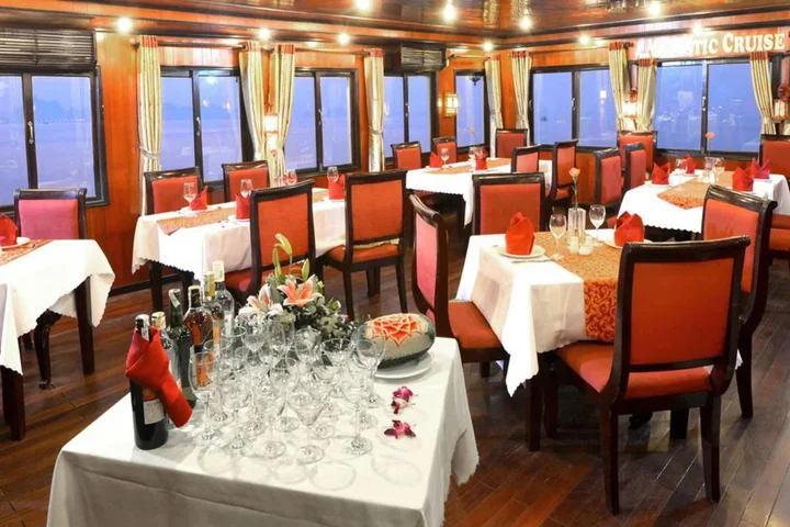 Халонг: Majestic Cruise
