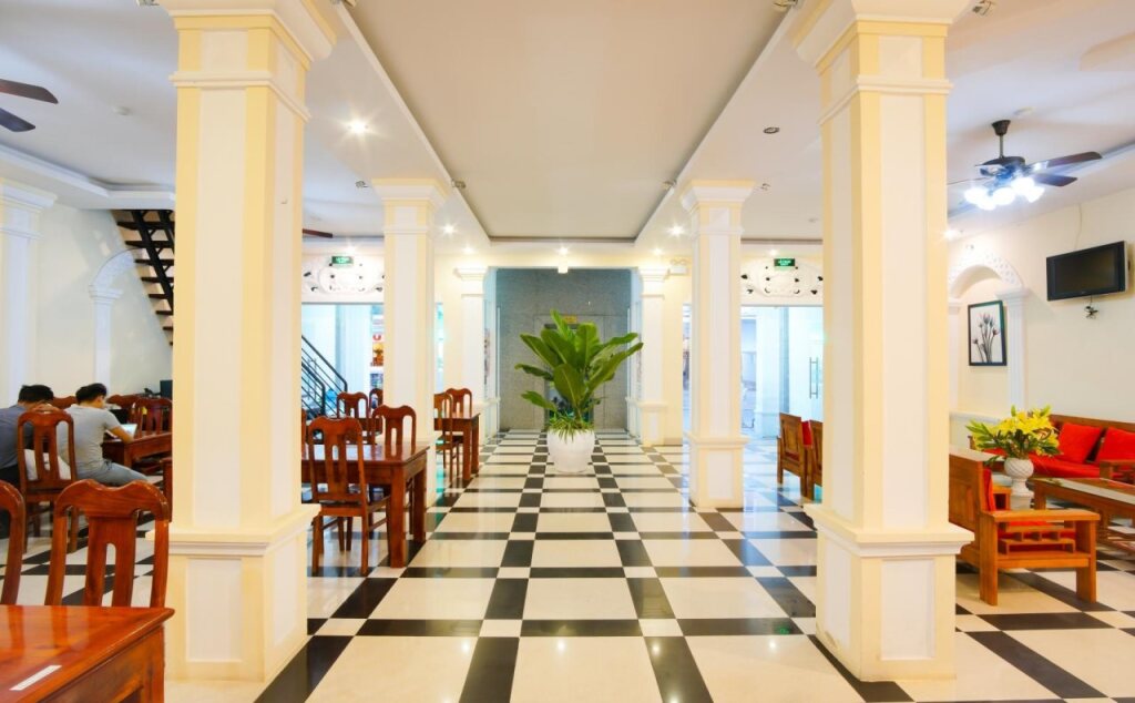 Хюэ: Stay Hotel