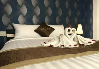 Хюэ: Laurel Hotel Hue