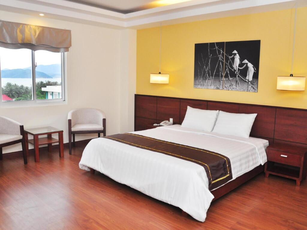 Нячанг: Golden Summer Hotel