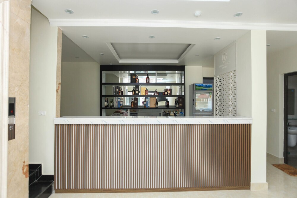 Халонг: Halong Legend Hotel