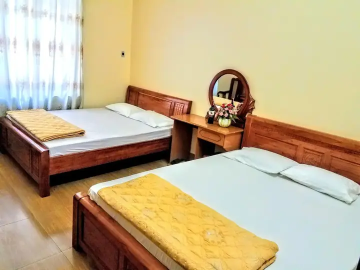 Халонг: Linh Dan Hotel