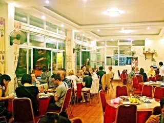 Халонг: Linh Dan Hotel