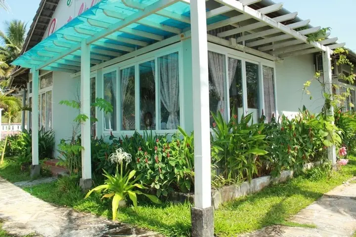 остров Фукуок: Coastal Village Beach Resort Phu Quoc